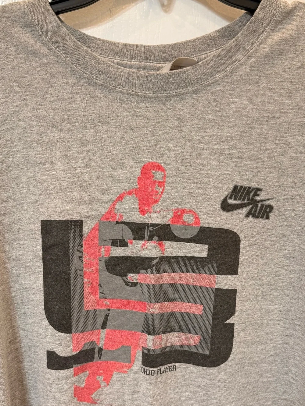Nike Air King James Grey Short Sleeve Graphic Tee with Black & Red Print XXL